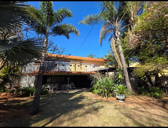 4 BEDROOM HOUSE FOR SALE IN PRETORIA GARDENS